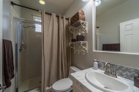 2206 Lighthouse Cir, Tracy, CA 95304 photo 16