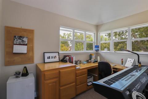 211 S Crescent Ave, Lodi, CA 95240 photo 49