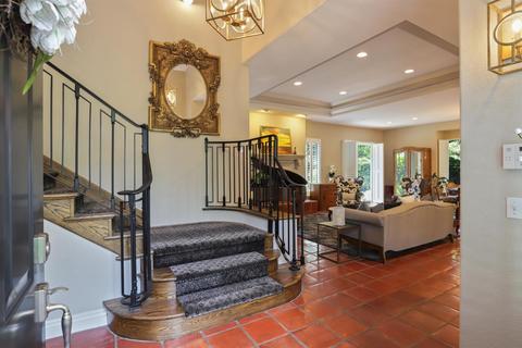 211 S Crescent Ave, Lodi, CA 95240 photo 9
