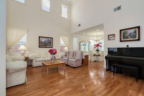 2527 Greystone Dr, Tracy, CA 95377 photo 3