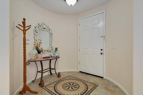 2527 Greystone Dr, Tracy, CA 95377 photo 2