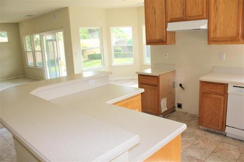 2860 Brookstone Dr, Turlock, CA 95382 photo 10