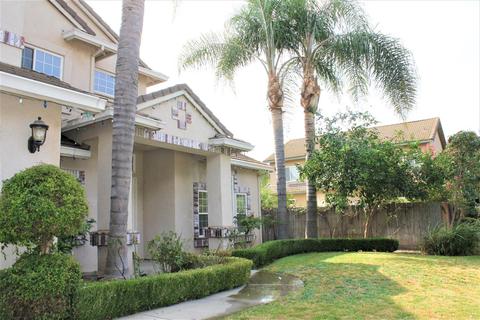 2860 Brookstone Dr, Turlock, CA 95382 photo 2