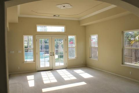 2860 Brookstone Dr, Turlock, CA 95382 photo 4