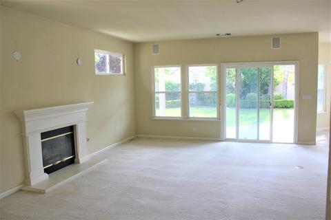 2860 Brookstone Dr, Turlock, CA 95382 photo 5