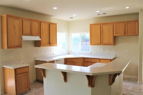 2860 Brookstone Dr, Turlock, CA 95382 photo 7