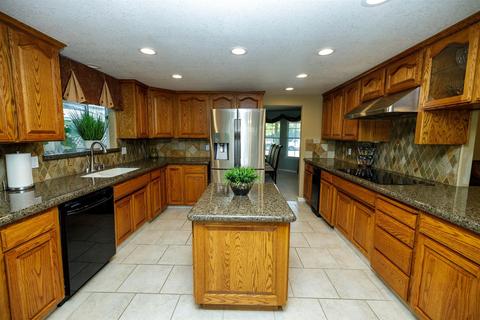1946 Peacock Dr, Turlock, CA 95382 photo 13