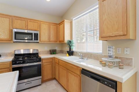 413 Lasata Dr, Tracy, CA 95377 photo 13