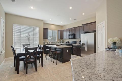 2084 Oleander Ave, Manteca, CA 95337 photo 3