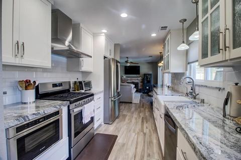 525 Wendy Ct, Modesto, CA 95356 photo 6