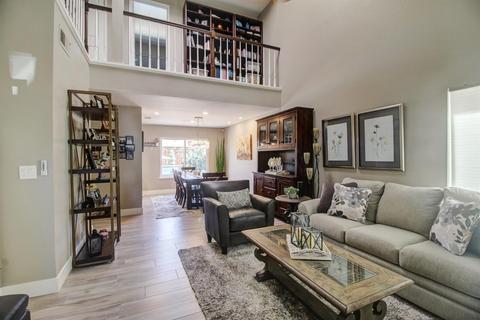 525 Wendy Ct, Modesto, CA 95356 photo 2