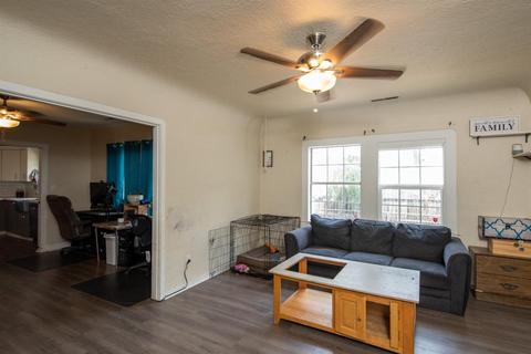 1309 Pelton Ave, Modesto, CA 95351 photo 2