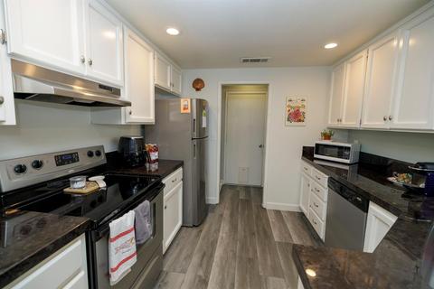 3525 Thomas More Way, Modesto, CA 95356 photo 9