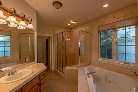 3351 Brookstone Dr, Turlock, CA 95382 photo 24