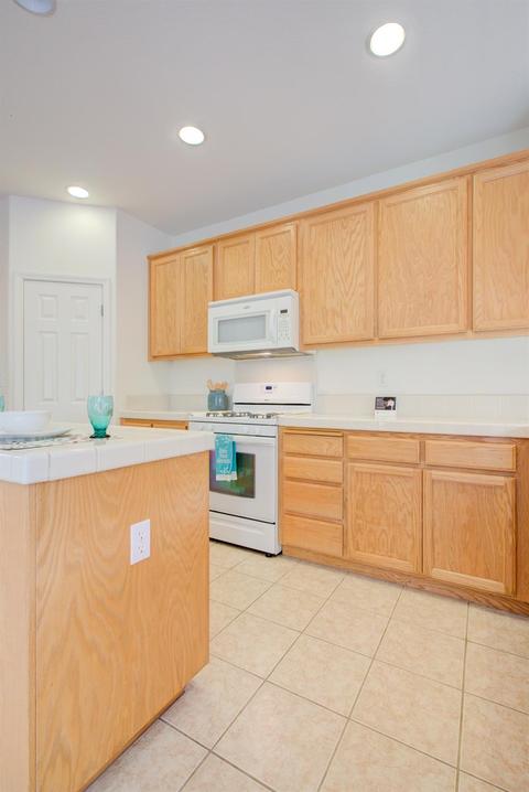 9317 Vintner Cir, Patterson, CA 95363 photo 17