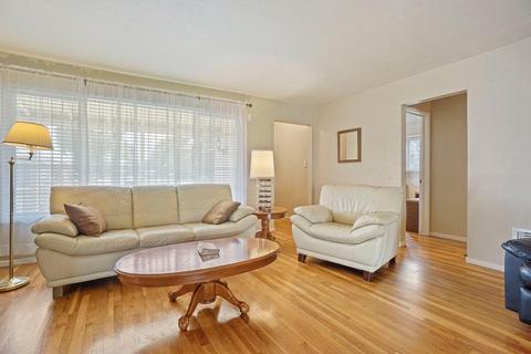 931 York St, Lodi, CA 95240 photo 9