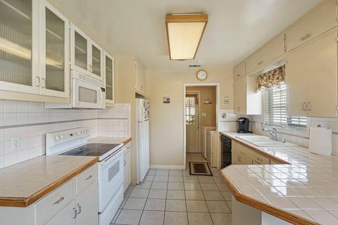 931 York St, Lodi, CA 95240 photo 14