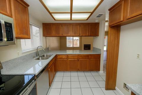 1324 October Way, Modesto, CA 95358 photo 21
