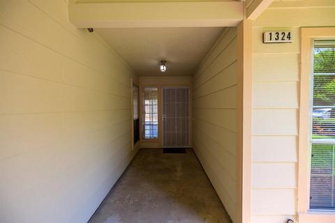 1324 October Way, Modesto, CA 95358 photo 4