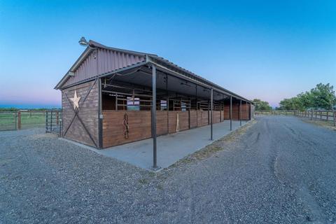 6588 Trahern Rd, Manteca, CA 95337 photo 27