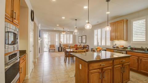 2349 Bellchase Dr, Manteca, CA 95336 photo 4