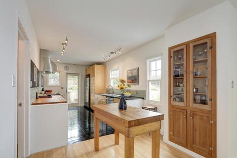 815 Sweetbriar Rd, Davis, CA 95616 photo 7
