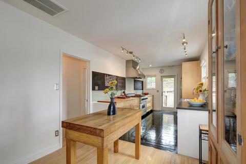 815 Sweetbriar Rd, Davis, CA 95616 photo 6