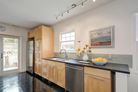 815 Sweetbriar Rd, Davis, CA 95616 photo 9