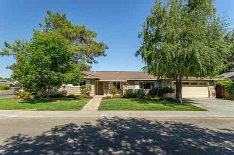 1104 Los Robles St, Davis, CA 95618 photo 3
