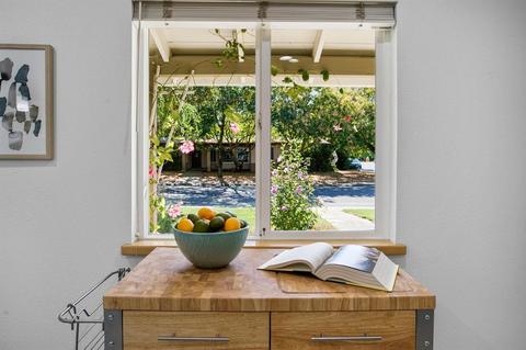 1104 Los Robles St, Davis, CA 95618 photo 11