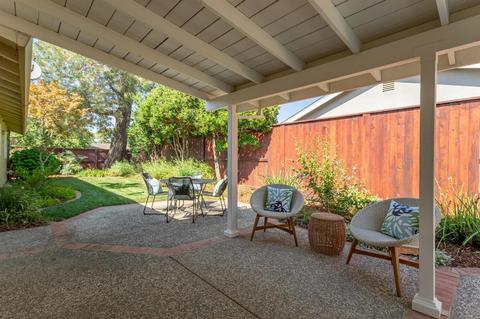 1104 Los Robles St, Davis, CA 95618 photo 4