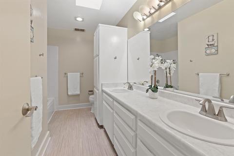 807 Barcelona Ave, Davis, CA 95616 photo 24