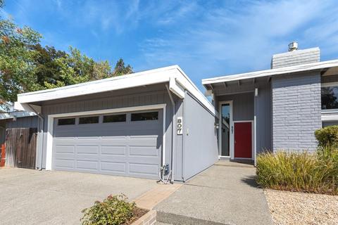 807 Barcelona Ave, Davis, CA 95616 photo 4