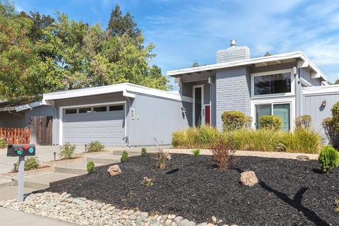 807 Barcelona Ave, Davis, CA 95616 photo 2