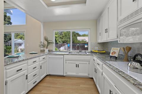 807 Barcelona Ave, Davis, CA 95616 photo 16