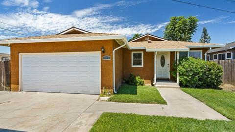 209 Prospect St, Ripon, CA 95366 photo 3