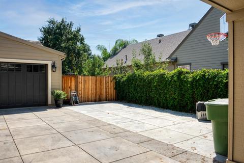 1864 Fairway Oaks Dr, Ripon, CA 95366 photo 21
