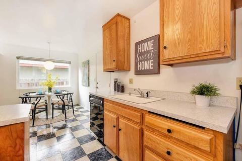 1336 Alder Pl, Davis, CA 95618 photo 4