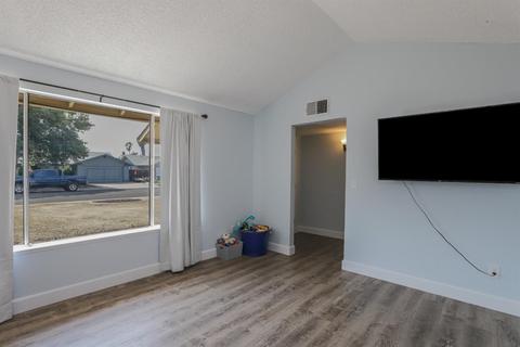 2400 Denny Ct, Ceres, CA 95307 photo 6