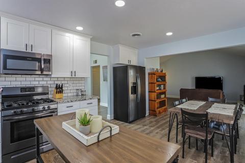 2400 Denny Ct, Ceres, CA 95307 photo 13