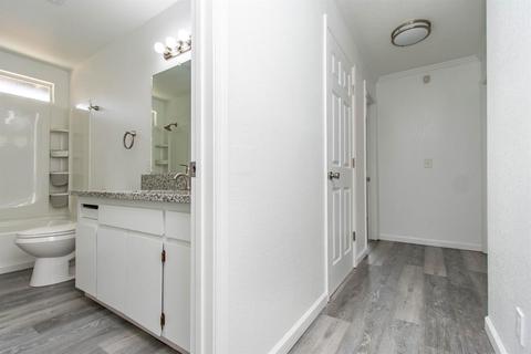 182 Brook Hollow Dr, Patterson, CA 95363 photo 13