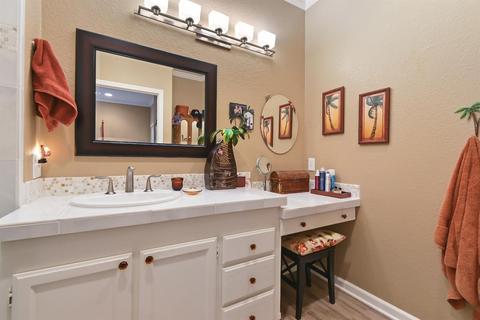 301 Beachcomber Dr, Rocklin, CA 95677 photo 24