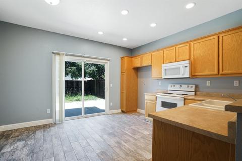 1907 Olivas Ct, Ceres, CA 95307 photo 12