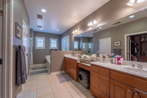 2909 Espana Ln, Modesto, CA 95355 photo 27