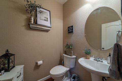 2909 Espana Ln, Modesto, CA 95355 photo 21
