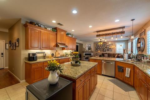 2909 Espana Ln, Modesto, CA 95355 photo 17