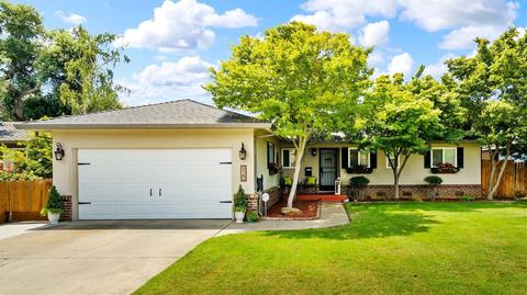 920 Park St, Lodi, CA 95240 photo 1