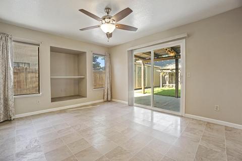 1907 Winding Oak St, Lodi, CA 95242 photo 8