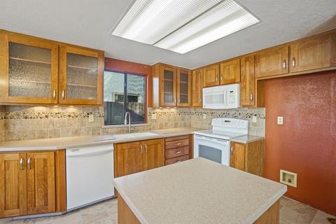 1907 Winding Oak St, Lodi, CA 95242 photo 10