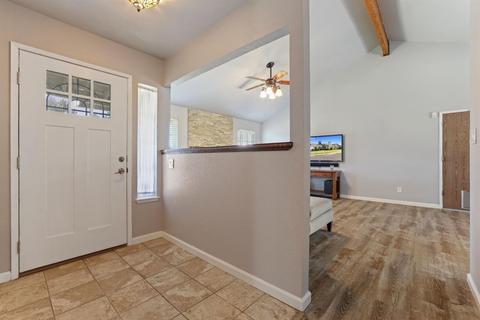 425 Steven Pl, Lathrop, CA 95330 photo 8